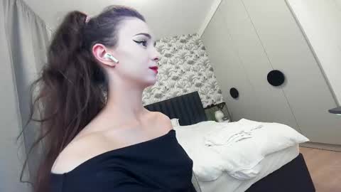 Erik and Alice online show from March 1, 5:52 am