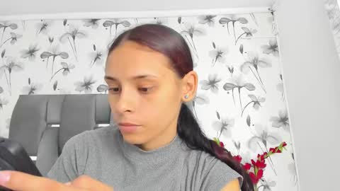 Snapshot of ehotloveaxxx chatting on October 4, 4:49 pm Valery online show from October 4, 4:49 pm