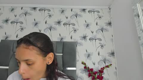 Snapshot of ehotloveaxxx chatting on September 25, 2:46 pm Valery online show from September 25, 2:46 pm