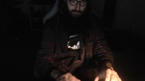 eighthundredeightyeight online show from April 4, 6:48 pm