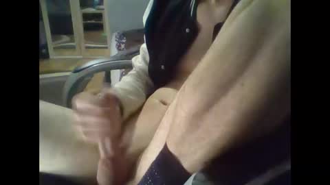 Snapshot of eighty20 chatting on December 6, 6:00 pm eighty20 online show from December 6, 6:00 pm