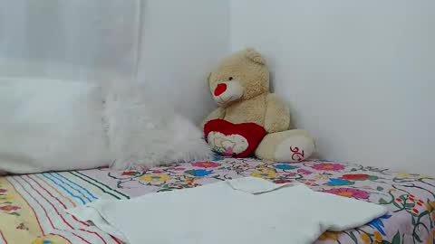 eileenmost online show from December 19, 11:46 pm