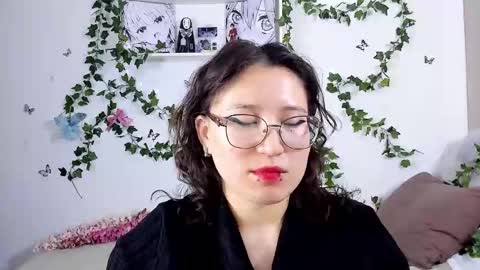 liasama online show from December 22, 3:00 am