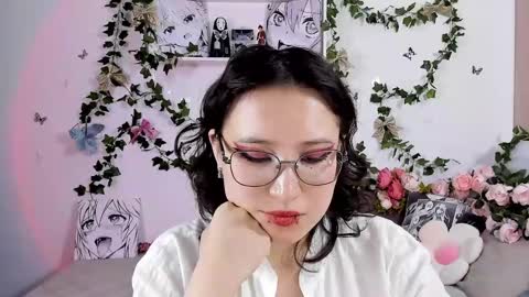 liasama online show from December 25, 4:44 am