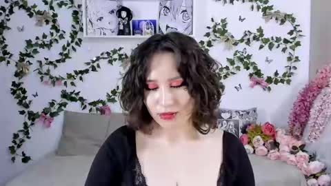 liasama online show from February 11, 1:52 am