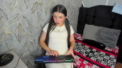 EILIN PINK online show from March 19, 12:54 pm