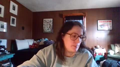 eilidh 3 online show from December 17, 6:36 pm