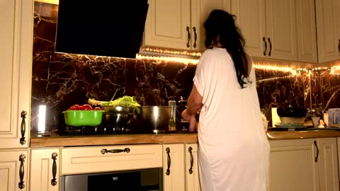 Elena online show from November 28, 6:43 am