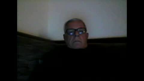 eisbaer1957 online show from November 28, 8:49 pm