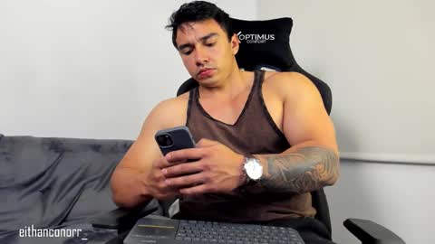 EITHAN CONOR online show from November 3, 2:23 am