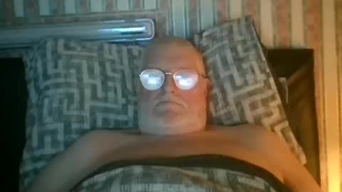 eketman1964 online show from February 28, 12:25 am