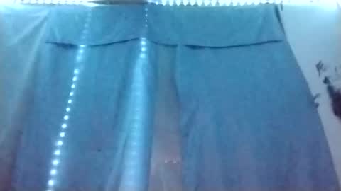 Snapshot of el_mucho_dingdong1 chatting on September 25, 3:41 pm el_mucho_dingdong1 online show from September 25, 3:41 pm