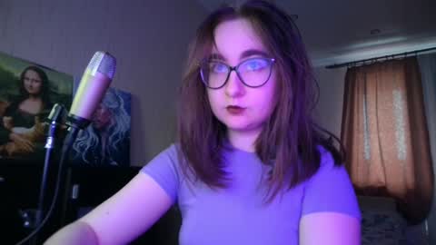 Snapshot of el_sweety chatting on January 24, 10:11 am If you like it when I meow give me a thumbs up online show from January 24, 10:11 am
