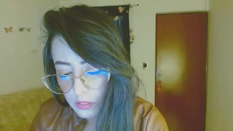 ela_3611 online show from April 23, 6:42 pm