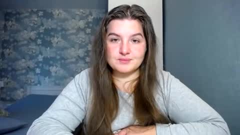 Elanis online show from February 15, 2:27 pm