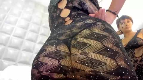 Snapshot of elara_lee chatting on September 22, 11:20 pm Elara Lee online show from September 22, 11:20 pm