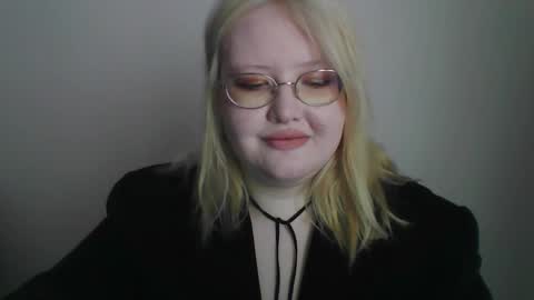 elayne_sweet online show from March 14, 8:40 am