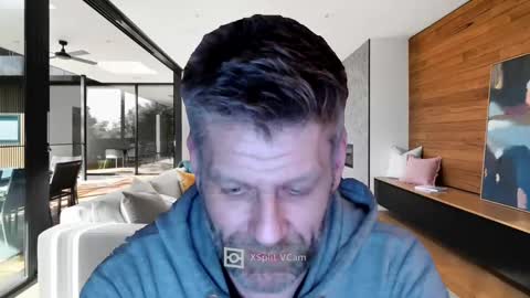 Snapshot of elculiador2207 chatting on March 1, 10:10 pm Timm online show from March 1, 10:10 pm