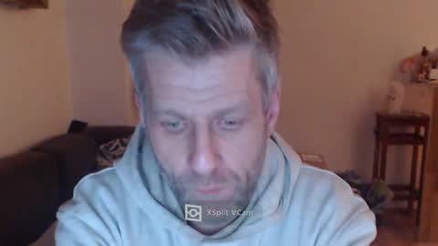 Snapshot of elculiador2207 chatting on January 9, 11:02 pm Timm online show from January 9, 11:02 pm