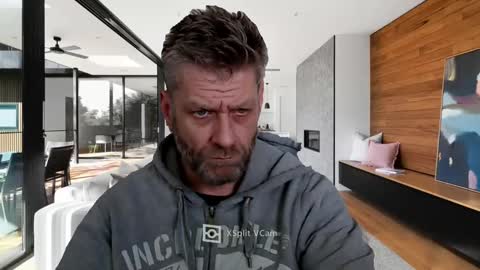 Snapshot of elculiador2207 chatting on March 1, 10:02 am Timm online show from March 1, 10:02 am