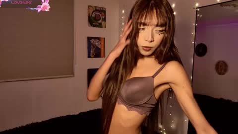 Snapshot of elecktra_tokyo chatting on October 13, 6:37 am ELECKTRA online show from October 13, 6:37 am