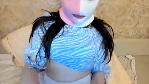 elegancekitten online show from December 5, 12:03 pm