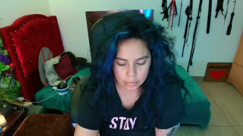 Snapshot of elektra_91 chatting on February 27, 4:43 pm elektra online show from February 27, 4:43 pm
