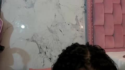 elena_wolff online show from December 16, 12:00 pm