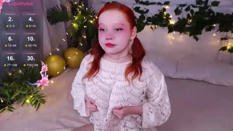 Snapshot of elfamirielle chatting on September 25, 6:42 am Elfa online show from September 25, 6:42 am