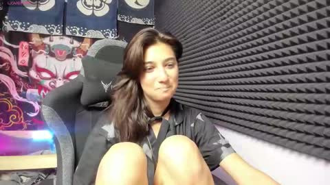 Snapshot of elfy_rare chatting on October 15, 3:13 pm Elfy online show from October 15, 3:13 pm