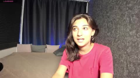 Snapshot of elfy_rare chatting on September 29, 3:44 pm Elfy online show from September 29, 3:44 pm