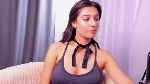 Snapshot of elfy_rare chatting on October 12, 3:04 pm Elfy online show from October 12, 3:04 pm