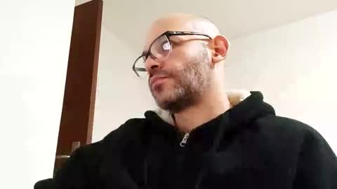 elgrande85 online show from December 16, 9:20 pm