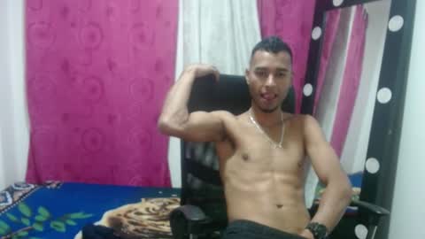 elherrero2024 online show from December 18, 12:21 am