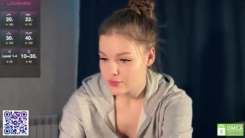 Elizabeth Lizi online show from February 10, 5:30 pm