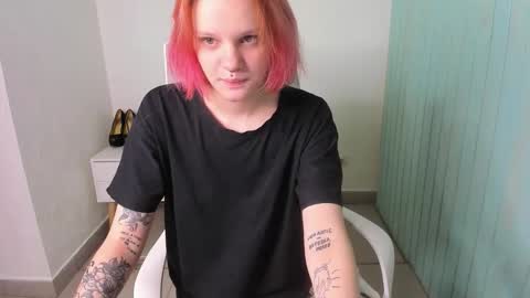 Snapshot of elieiza_xo chatting on September 26, 3:47 am elieiza_xo online show from September 26, 3:47 am