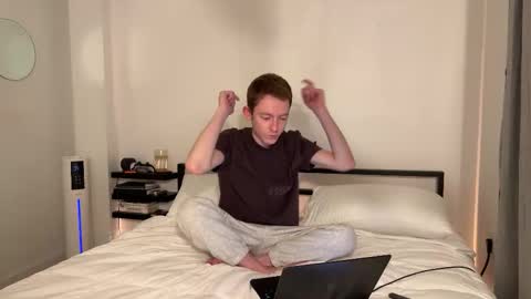 Eli Grayson online show from December 23, 1:56 am