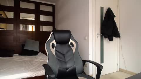 ElijahThorne online show from February 27, 10:41 am