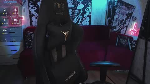  MORE ME   online show from February 21, 12:49 am