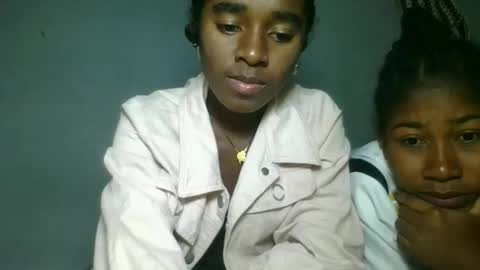 elina981 online show from March 10, 9:13 am