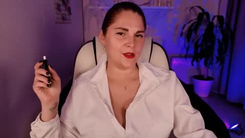 Snapshot of elis_fox_ chatting on October 23, 2:51 pm Alice online show from October 23, 2:51 pm