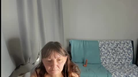 Elis online show from November 22, 3:05 am