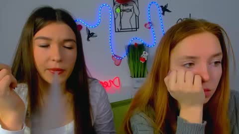 elis_sunny online show from February 22, 6:39 am