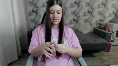 Aletta Oushen online show from March 12, 11:25 am