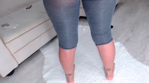 elisabeth_jason online show from October 3, 5:05 am