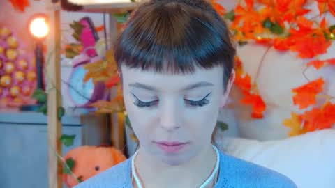 ElisabethDavis online show from October 21, 8:23 pm