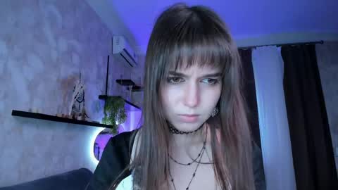 Elis online show from May 2, 8:31 am