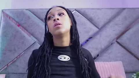 elit noa online show from January 8, 8:04 pm