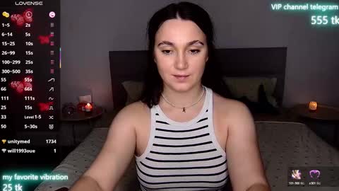 Snapshot of eliz_v_ta chatting on September 18, 12:03 am Eliz online show from September 18, 12:03 am