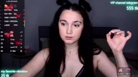 Snapshot of eliz_v_ta chatting on September 15, 8:43 pm Eliz online show from September 15, 8:43 pm